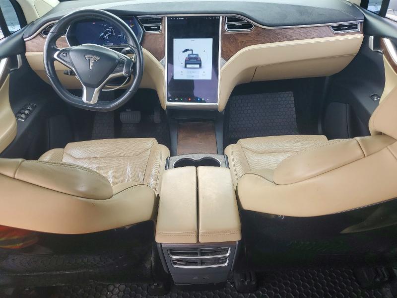 Продажа на аукционе авто 2017 Tesla Model X, vin: 5YJXCBE28HF035121, номер лота: 55030206