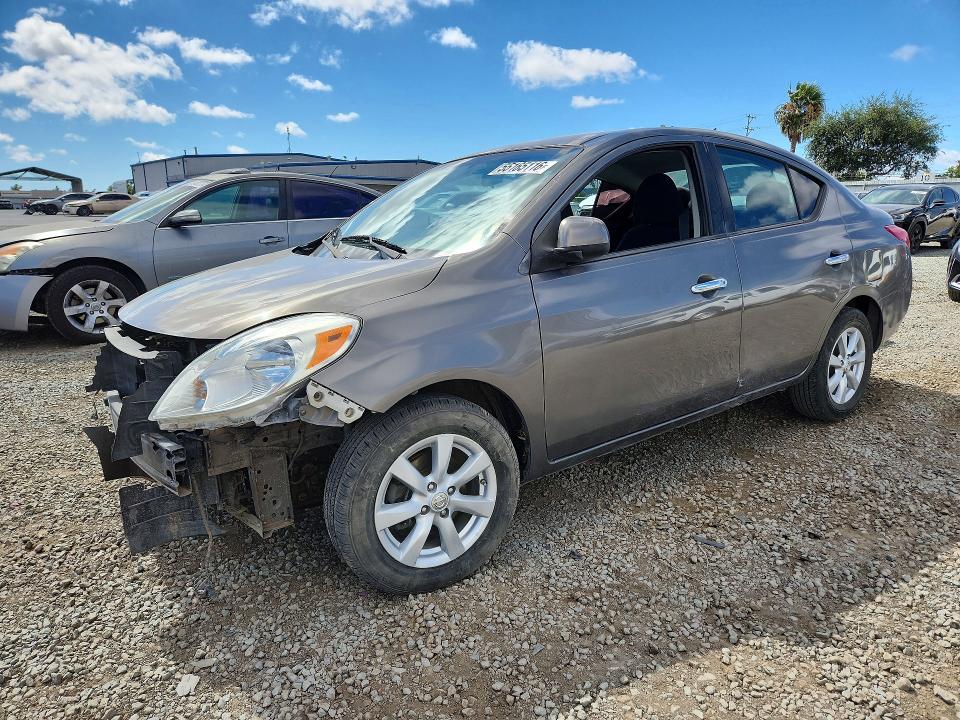 55165116 :رقم المزاد ، 3N1CN7AP6CL889383 vin ، 2012 Nissan Versa مزاد بيع