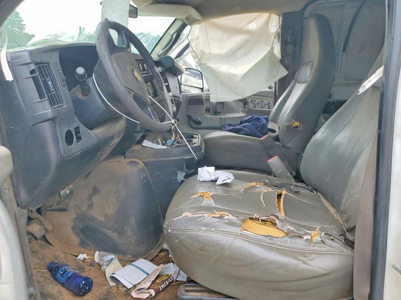 54129266 :رقم المزاد ، 1GCWGFFA1B1132321 vin ، 2011 Chevrolet Express G2500 مزاد بيع