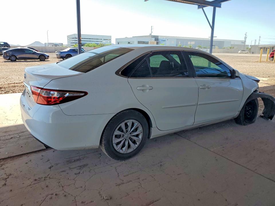 2017 Toyota Camry მანქანა იყიდება აუქციონზე, vin: 4T1BF1FKXHU731783, აუქციონის ნომერი: 55516406