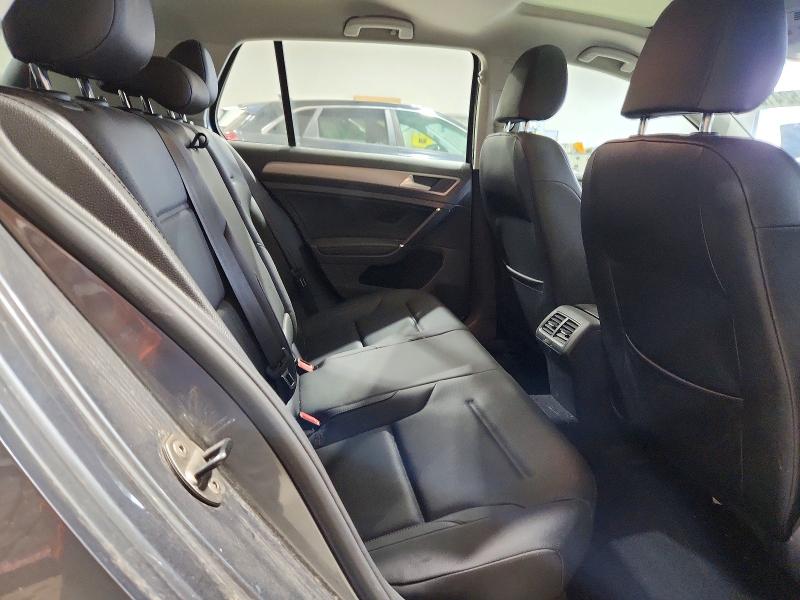52412926 :رقم المزاد ، 3VW217AU4HM018670 vin ، 2017 Volkswagen Golf مزاد بيع