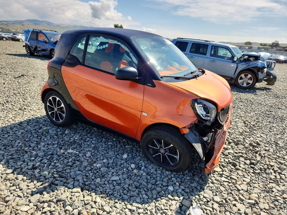 Aukcja sprzedaży 2016 Smart Fortwo, vin: WMEFJ5DA7GK051762, numer aukcji: 52711716