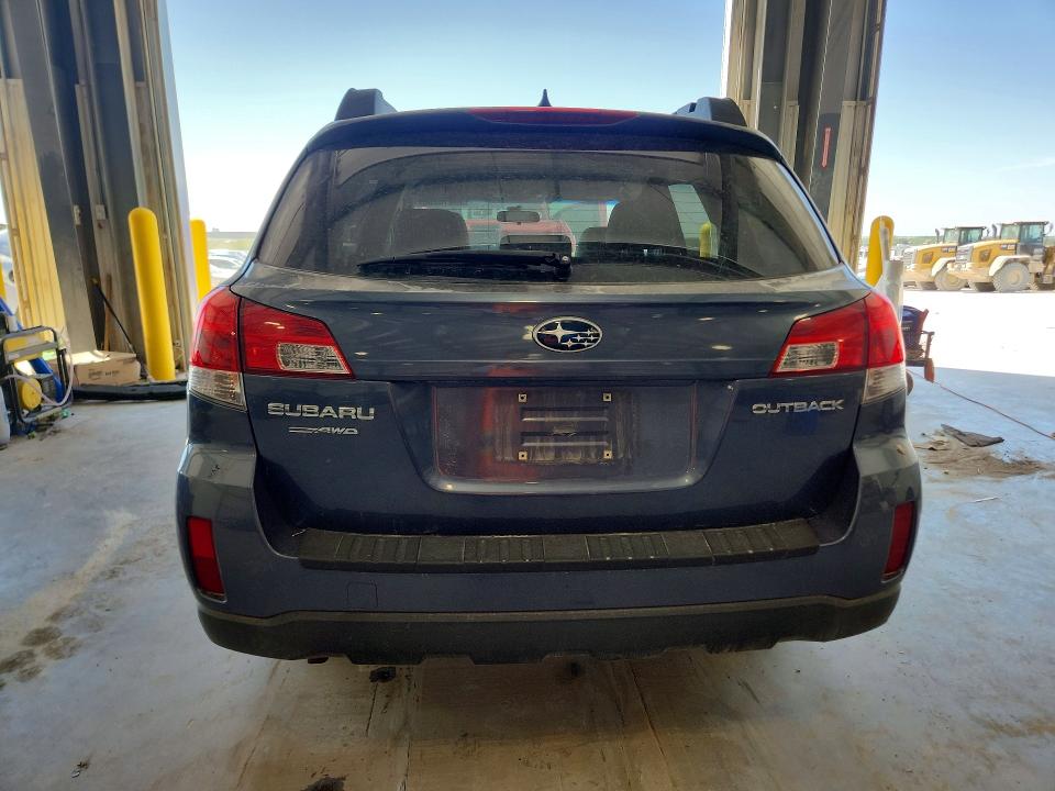 2014 Subaru Outback მანქანა იყიდება აუქციონზე, vin: 4S4BRBCC7E3254211, აუქციონის ნომერი: 53016206
