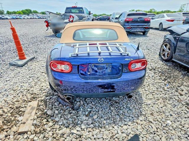 55417846 :رقم المزاد ، JM1NC2NF3B0214196 vin ، 2011 Mazda Mx-5 Miata مزاد بيع