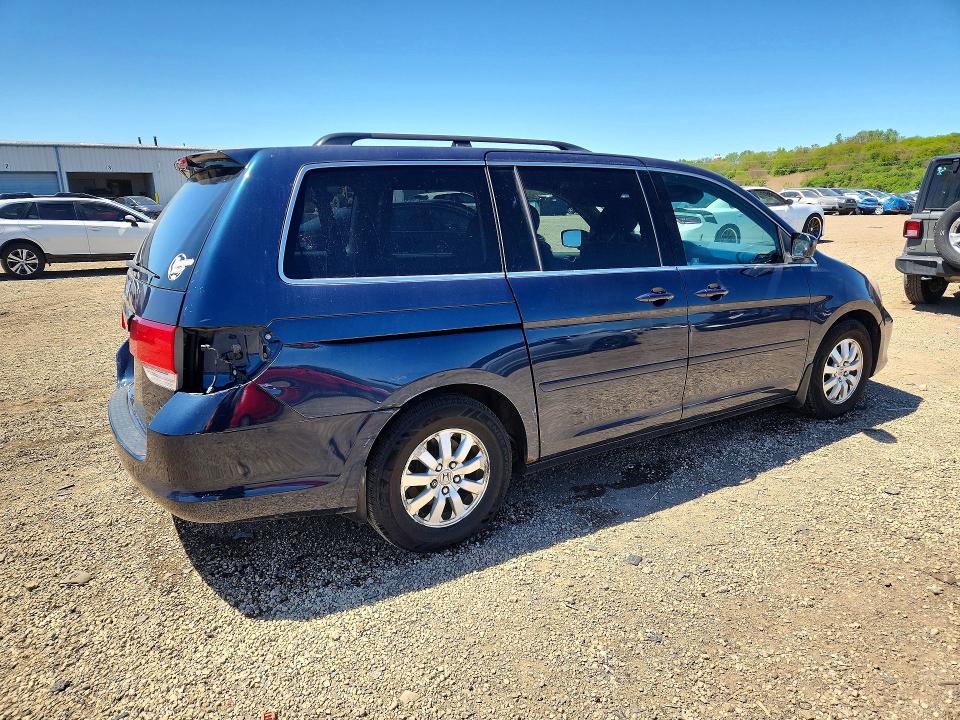 52743286 :رقم المزاد ، 5FNRL3H42AB047122 vin ، 2010 Honda Odyssey مزاد بيع