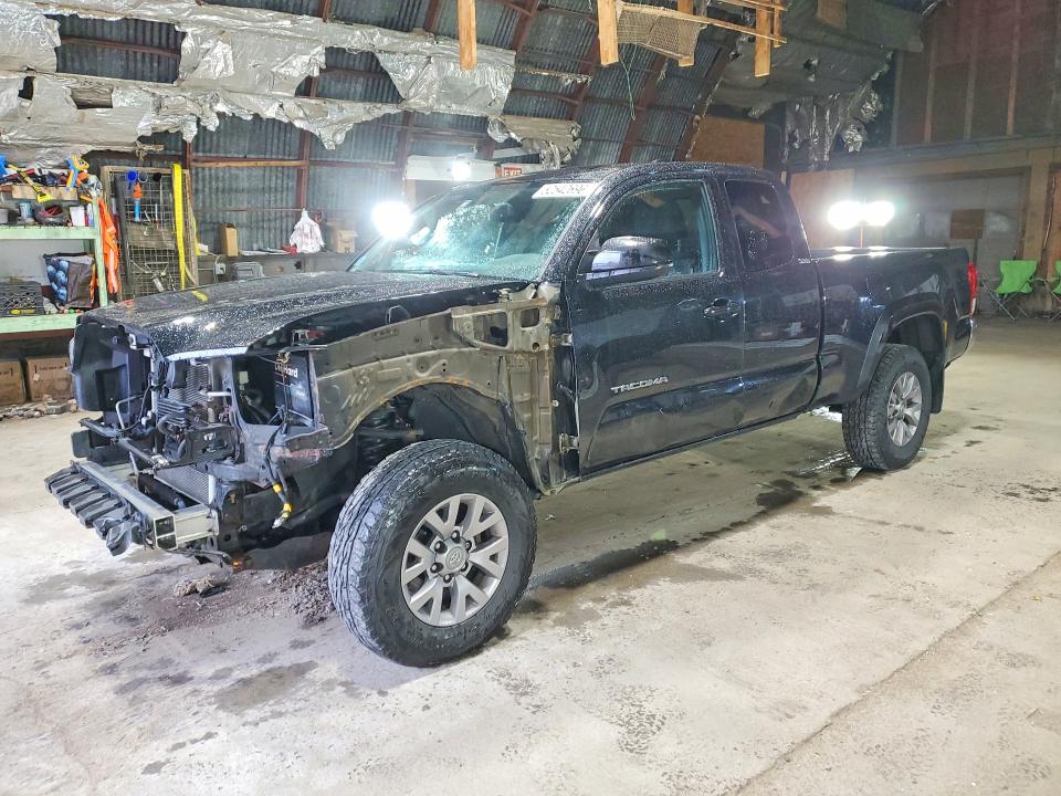 2017 Toyota Tacoma მანქანა იყიდება აუქციონზე, vin: 5TFSZ5AN6HX090313, აუქციონის ნომერი: 52542696