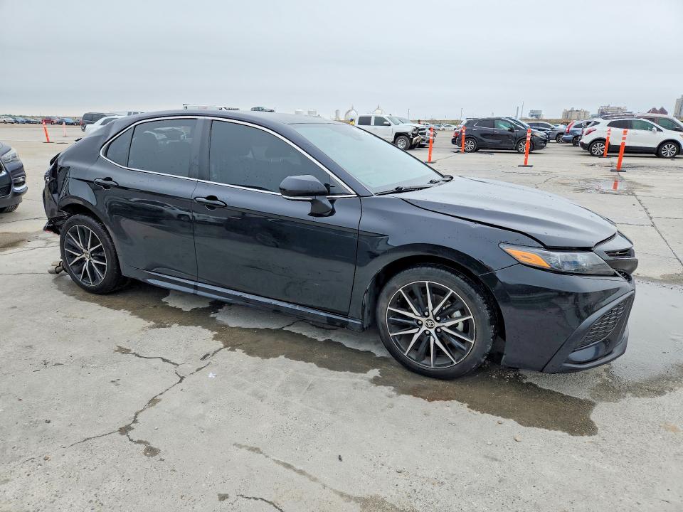 2024 Toyota Camry მანქანა იყიდება აუქციონზე, vin: 4T1G11AK0RU877803, აუქციონის ნომერი: 52029956