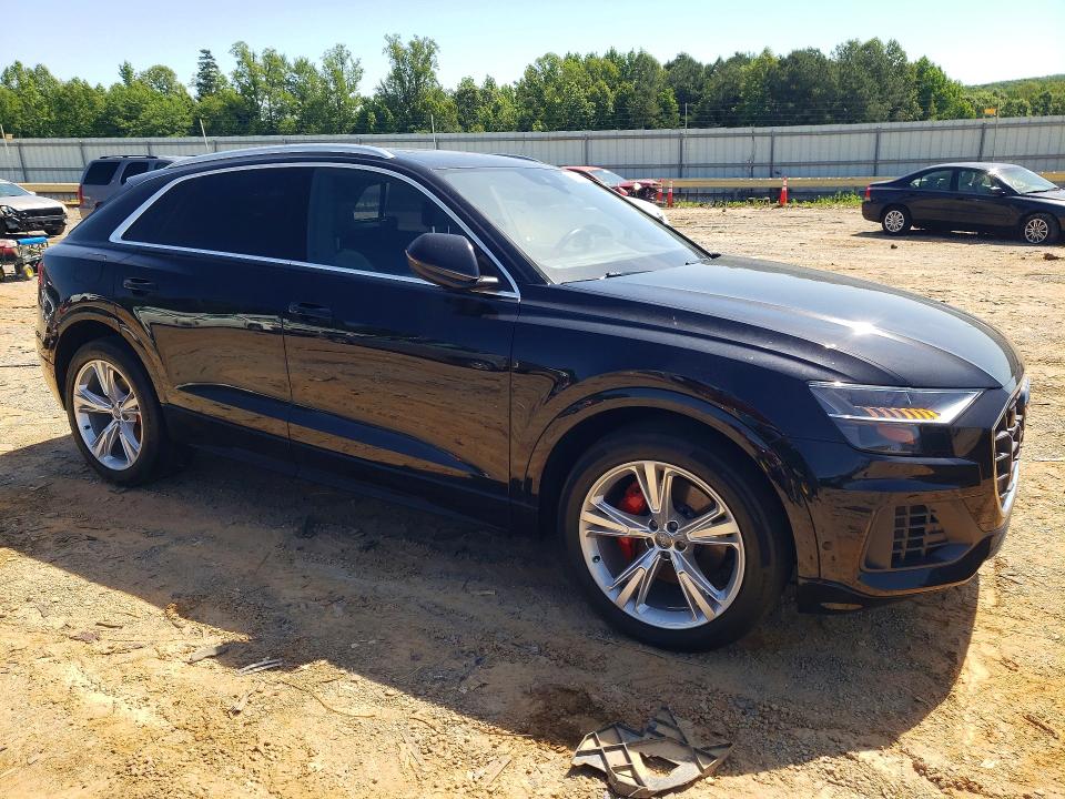55321156 :رقم المزاد ، WA1CVAF10KD008626 vin ، 2019 Audi Q8 مزاد بيع