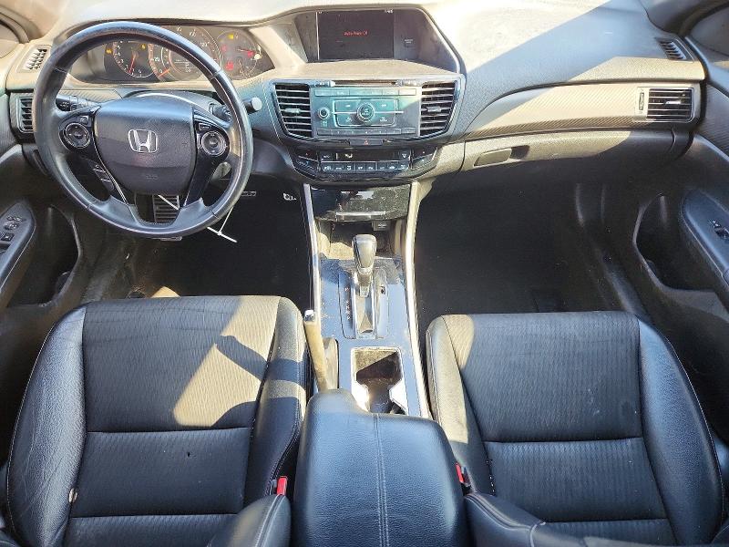 52443746 :رقم المزاد ، 1HGCR2F5XHA070694 vin ، 2017 Honda Accord مزاد بيع