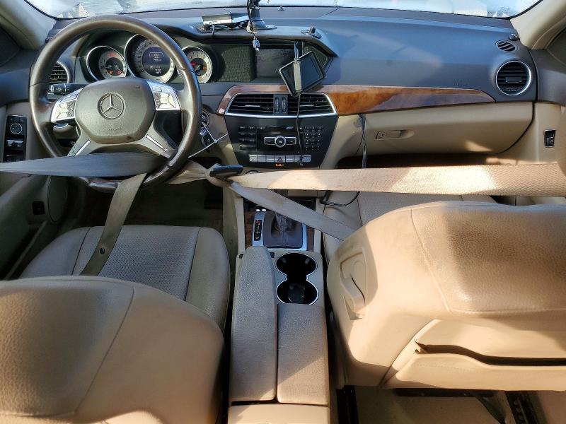 53932446 :رقم المزاد ، WDDGF4HB5ER307330 vin ، 2014 Mercedes-benz C مزاد بيع