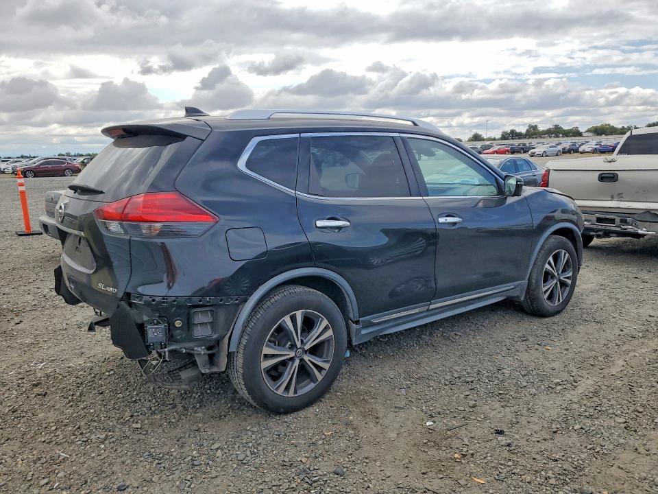 54729826 :رقم المزاد ، JN8AT2MV5HW270061 vin ، 2017 Nissan Rogue مزاد بيع