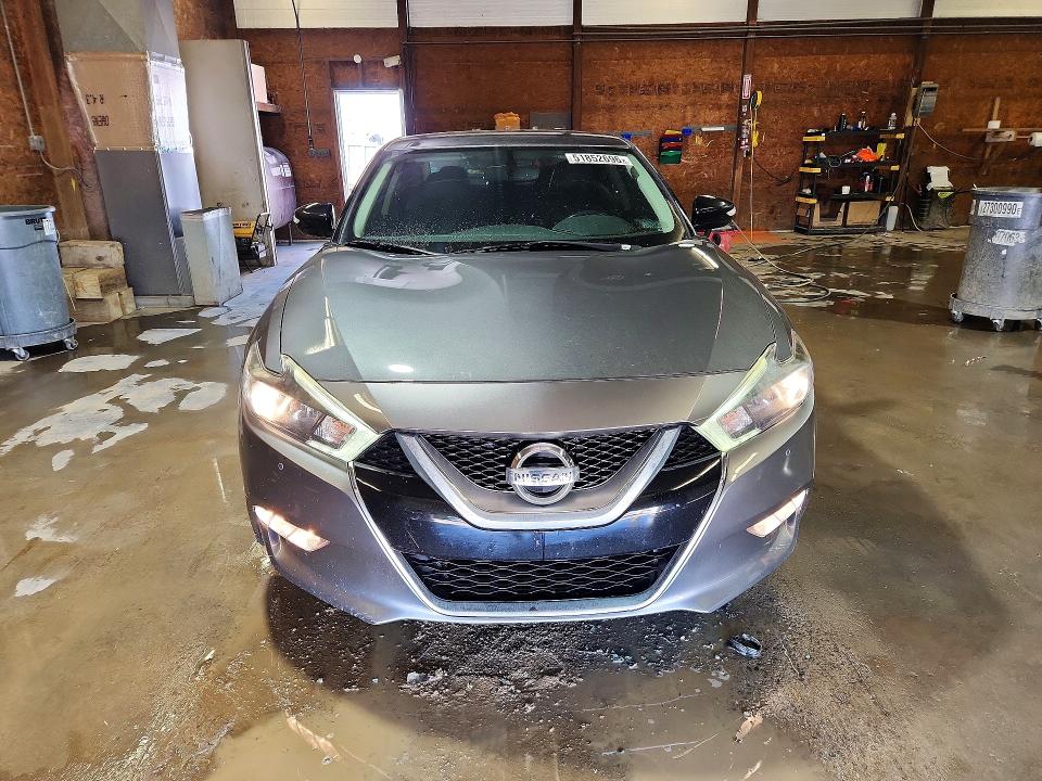 51852696 :رقم المزاد ، 1N4AA6AP7JC391072 vin ، 2018 Nissan Maxima مزاد بيع
