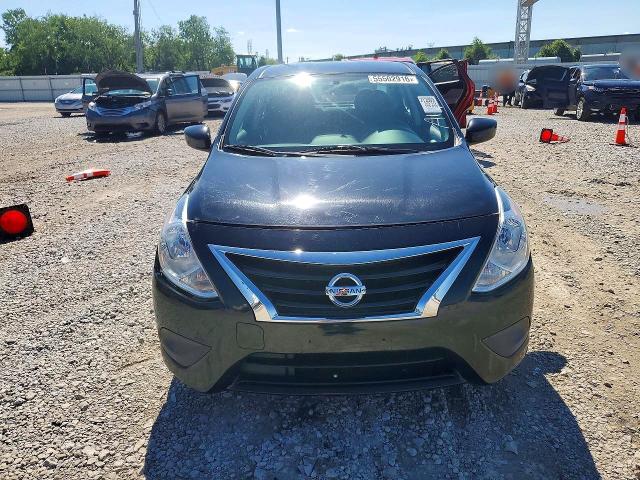 55502916 :رقم المزاد ، 3N1CN7AP8KL858392 vin ، 2019 Nissan Versa مزاد بيع