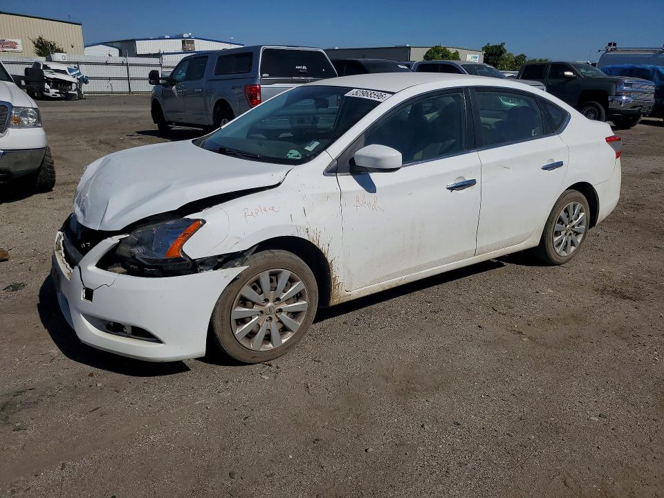 Продажа на аукционе авто 2015 Nissan Sentra, vin: 3N1AB7AP6FY221946, номер лота: 52968596