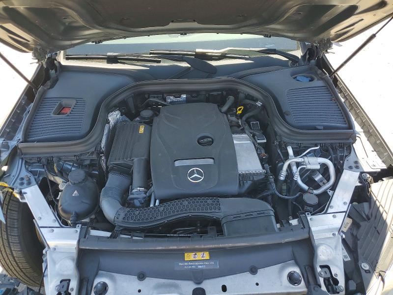55079156 :رقم المزاد ، WDC0G4JB7HF135370 vin ، 2017 Mercedes-benz Glc مزاد بيع