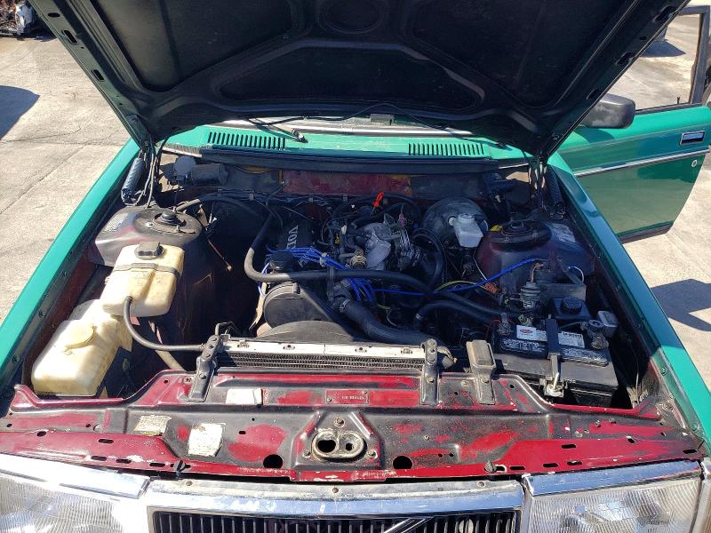 55403576 :رقم المزاد ، YV1AA8847L1392538 vin ، 1990 Volvo 240 مزاد بيع