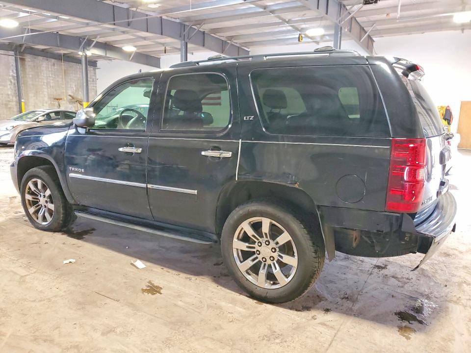 53283276 :رقم المزاد ، 1GNUKCE05AR146078 vin ، 2010 Chevrolet Tahoe مزاد بيع