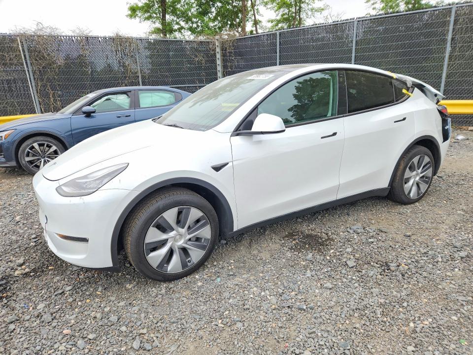 53962756 :رقم المزاد ، 7SAYGDEEXPA060924 vin ، 2023 Tesla Model Y مزاد بيع