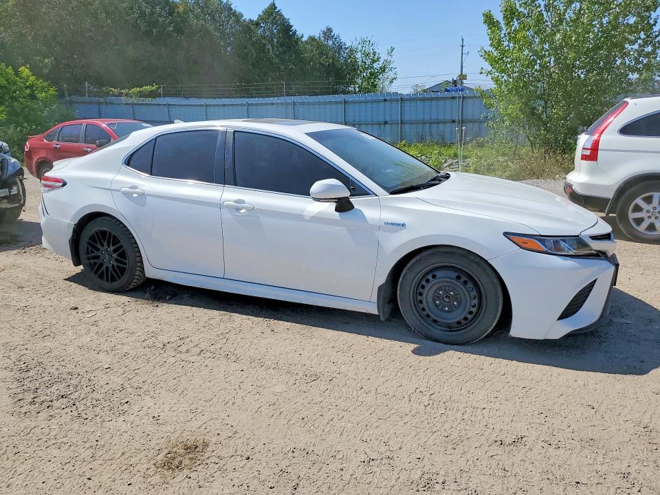 2020 Toyota Camry Hybrid მანქანა იყიდება აუქციონზე, vin: 4T1B21HK3LU014577, აუქციონის ნომერი: 55195286