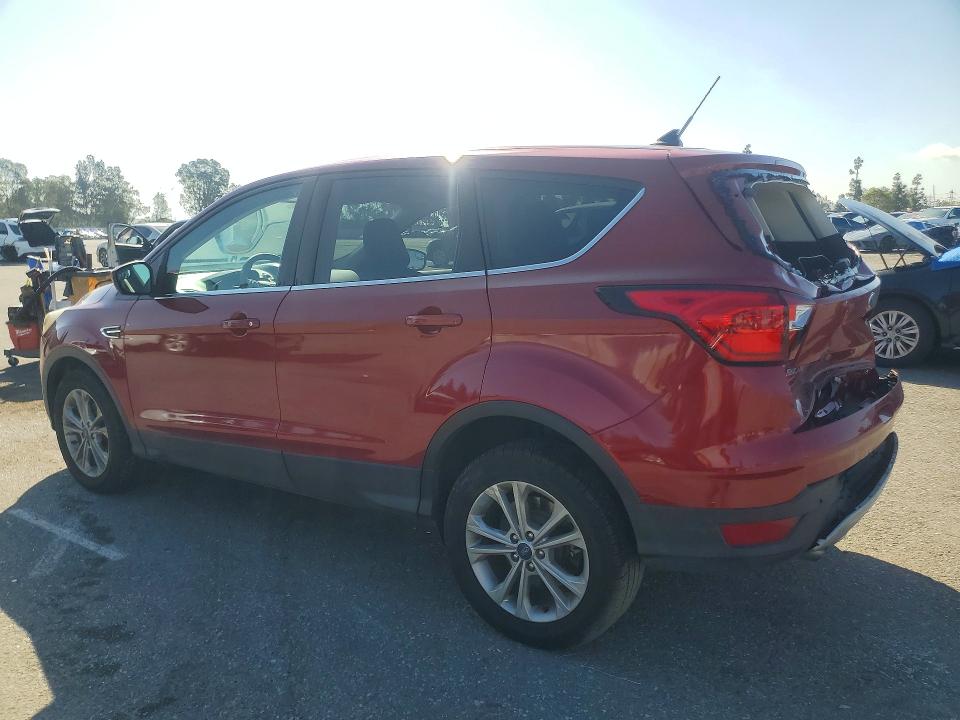 52605036 :رقم المزاد ، 1FMCU0GD8KUA35726 vin ، 2019 Ford Escape مزاد بيع