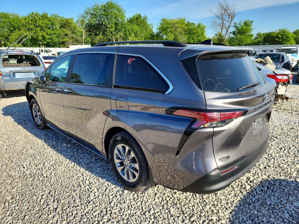 2022 Toyota Sienna მანქანა იყიდება აუქციონზე, vin: 5TDJRKEC1NS123285, აუქციონის ნომერი: 50799086