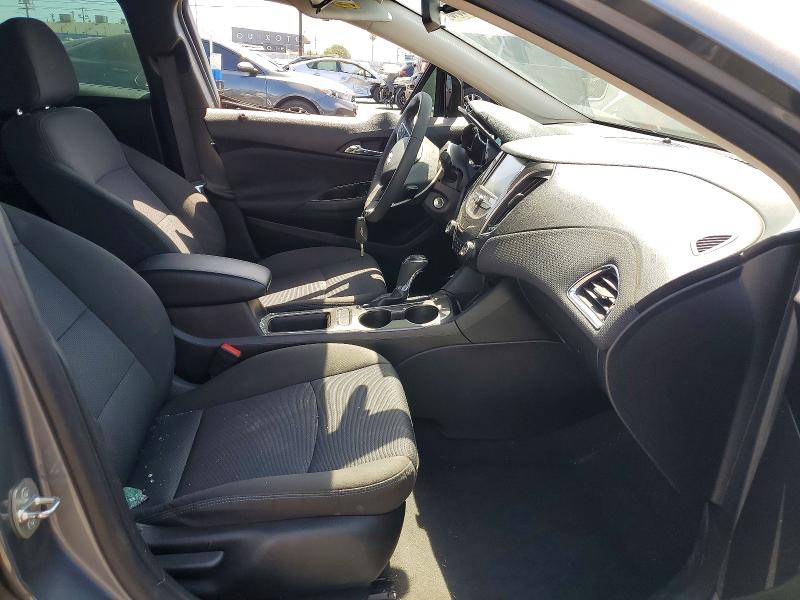 2018 Chevrolet Cruze მანქანა იყიდება აუქციონზე, vin: 1G1BE5SM1J7186771, აუქციონის ნომერი: 54615846
