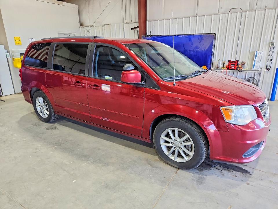 52031746 :رقم المزاد ، 2C4RDGCG0GR249590 vin ، 2016 Dodge Caravan مزاد بيع