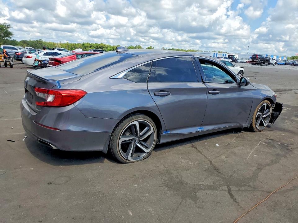 2018 Honda Accord მანქანა იყიდება აუქციონზე, vin: 1HGCV1F34JA063699, აუქციონის ნომერი: 54428456