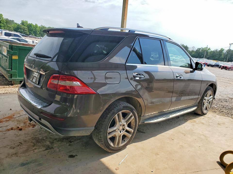 54081316 :رقم المزاد ، 4JGDA5JB9FA531045 vin ، 2015 Mercedes-benz Ml مزاد بيع