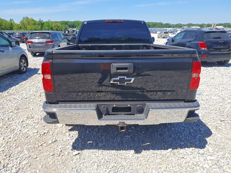 52700596 :رقم المزاد ، 1GCNKNEC6HZ324285 vin ، 2017 Chevrolet 1500 Silve مزاد بيع