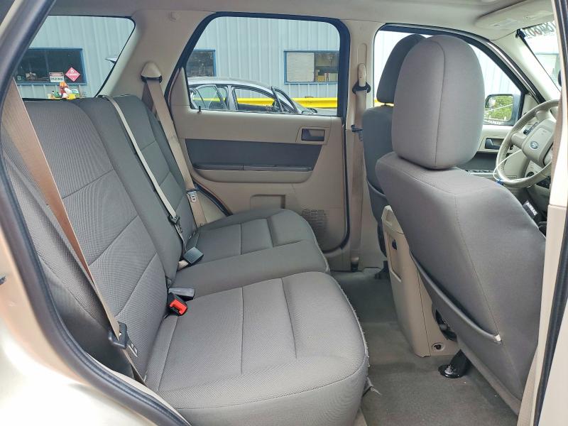 54518486 :رقم المزاد ، 1FMCU0D7XAKA31119 vin ، 2010 Ford Escape مزاد بيع