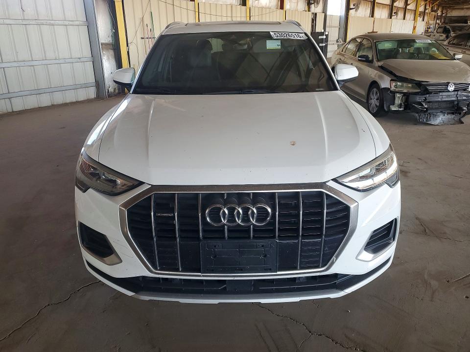 53026516 :رقم المزاد ، WA1AECF36K1076483 vin ، 2019 Audi Q3 مزاد بيع