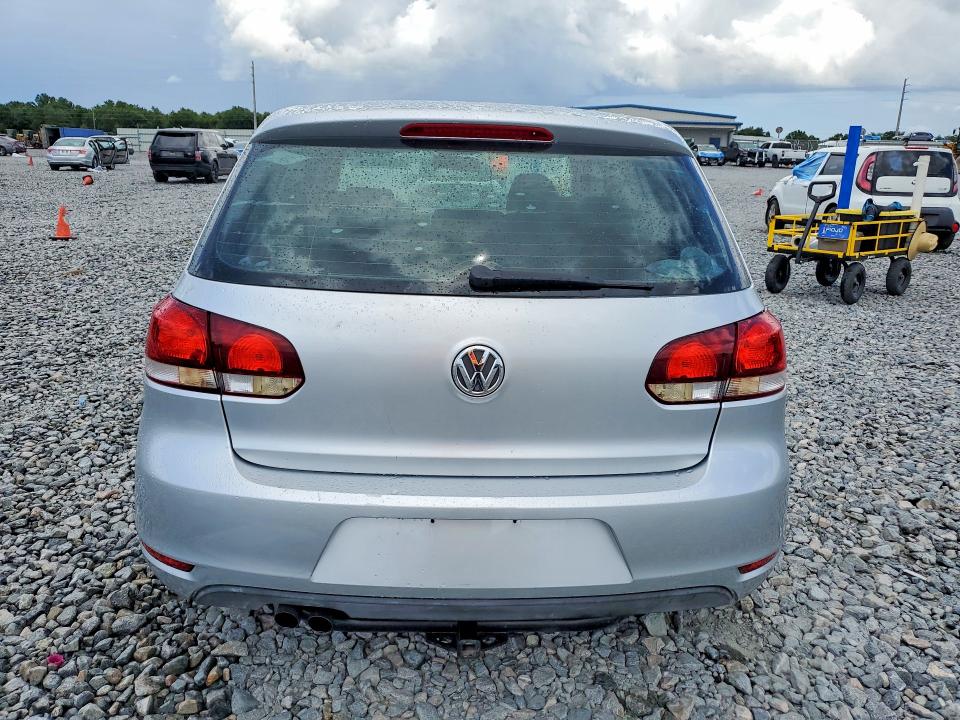 Продажа на аукционе авто 2011 Volkswagen Golf, vin: WVWAA7AJ7BW018710, номер лота: 53748676