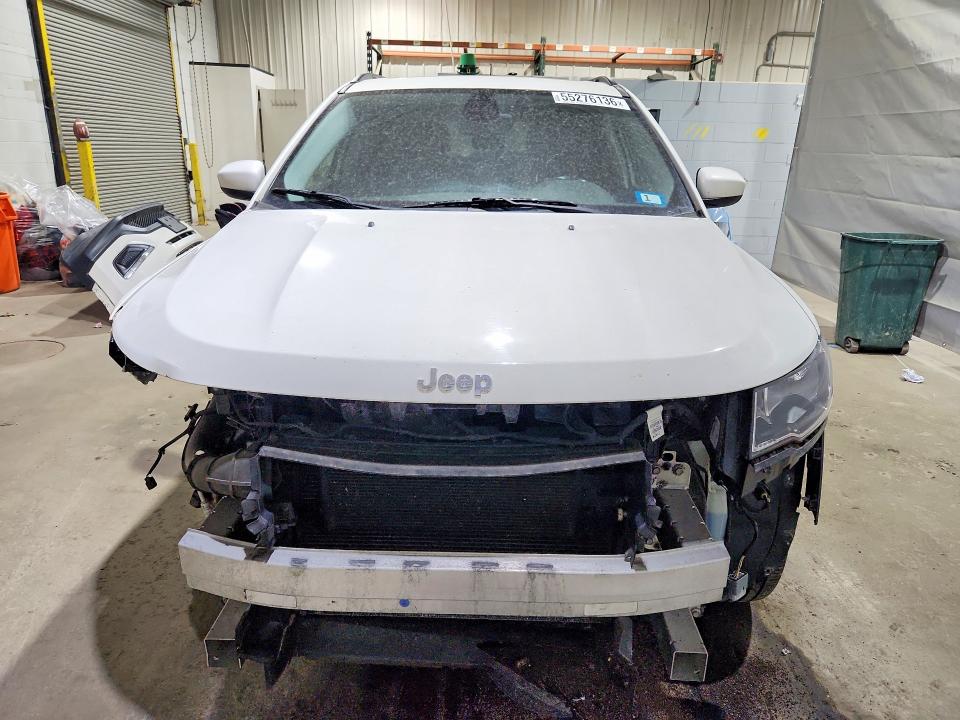 2018 Jeep Compass მანქანა იყიდება აუქციონზე, vin: 3C4NJDBB4JT112796, აუქციონის ნომერი: 55276136