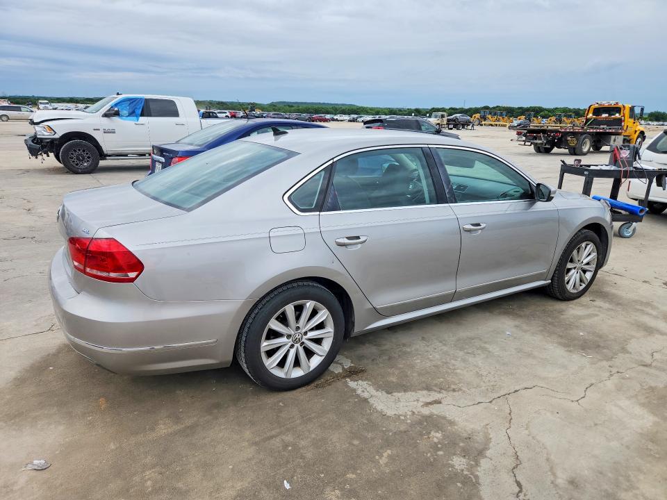 2013 Volkswagen Passat მანქანა იყიდება აუქციონზე, vin: 1VWCH7A37DC029083, აუქციონის ნომერი: 51080946