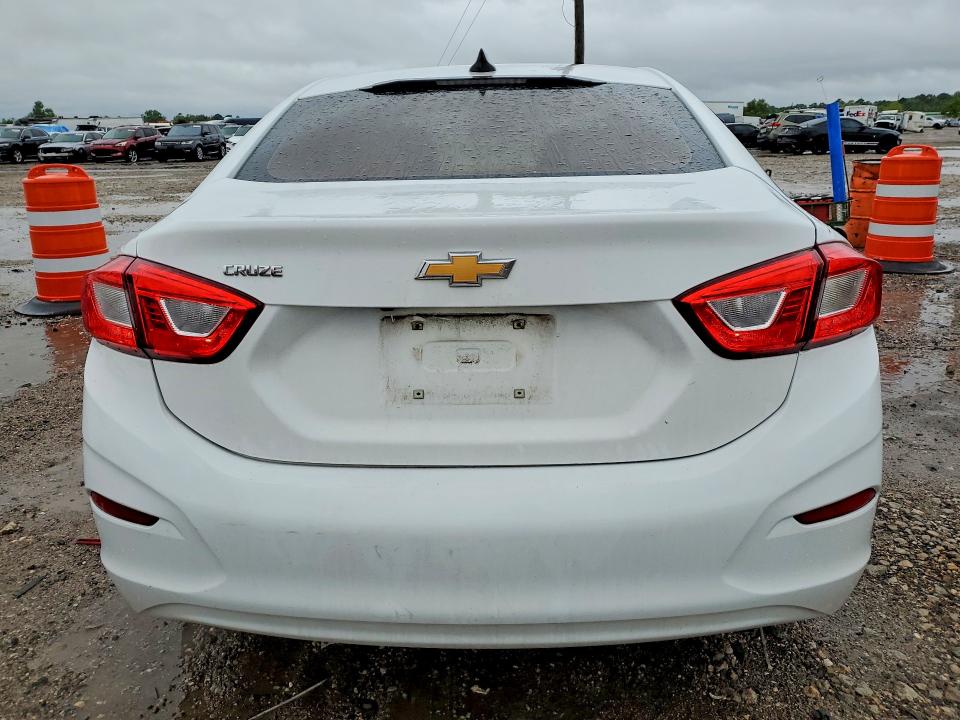 Aukcja sprzedaży 2018 Chevrolet Cruze, vin: 1G1BC5SM1J7125295, numer aukcji: 51968886