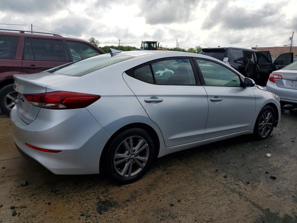 Продажа на аукционе авто 2018 Hyundai Elantra, vin: 5NPD84LF1JH255147, номер лота: 53566096