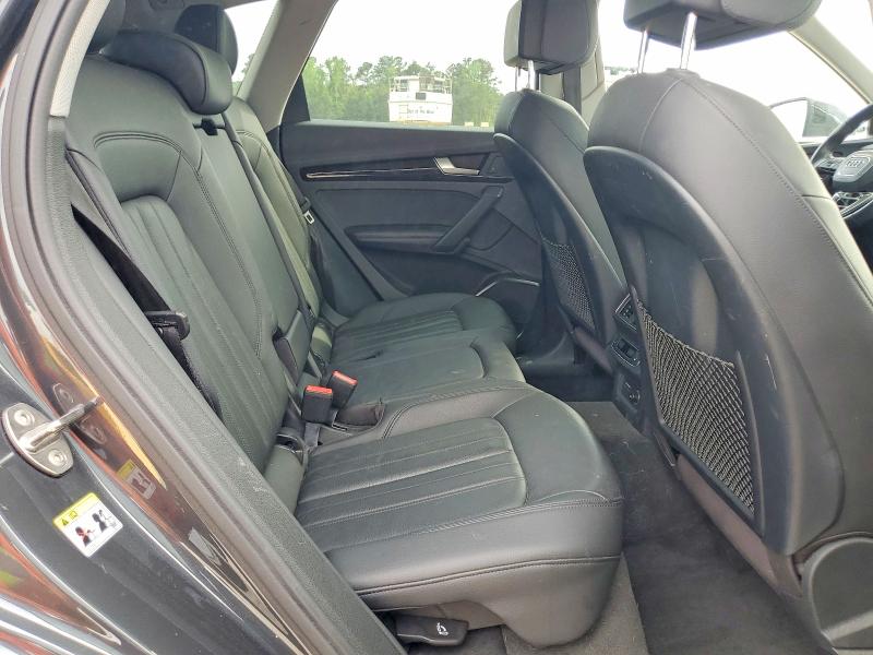 52680776 :رقم المزاد ، WA1BNAFY2K2042619 vin ، 2019 Audi Q5 مزاد بيع