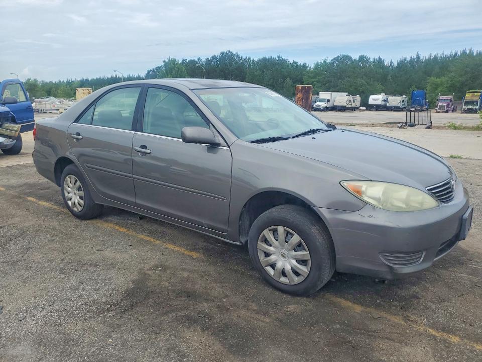 2005 Toyota Camry მანქანა იყიდება აუქციონზე, vin: 4T1BE32K35U548869, აუქციონის ნომერი: 55055766