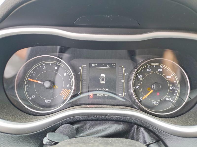 2015 Jeep Cherokee მანქანა იყიდება აუქციონზე, vin: 1C4PJMAB6FW755064, აუქციონის ნომერი: 52063716