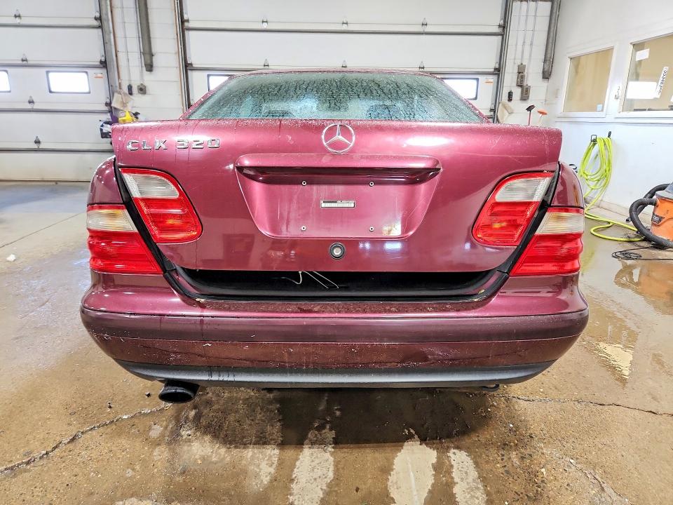 1998 Mercedes-benz Clk მანქანა იყიდება აუქციონზე, vin: WDBLJ65G0WF038528, აუქციონის ნომერი: 54819726