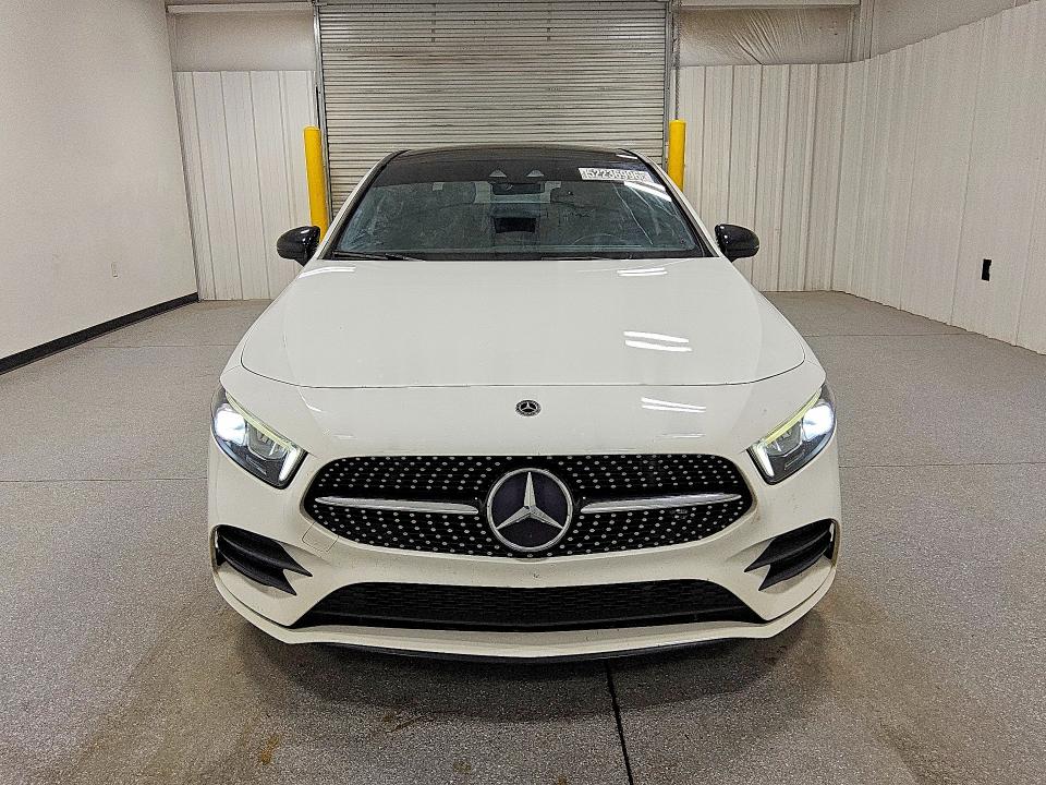2019 Mercedes-benz A მანქანა იყიდება აუქციონზე, vin: WDD3G4EB8KW005429, აუქციონის ნომერი: 52236996