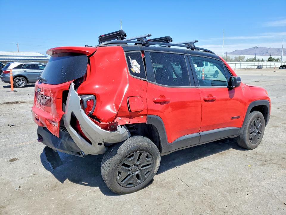 2018 Jeep Renegade მანქანა იყიდება აუქციონზე, vin: ZACCJBCB9JPG75473, აუქციონის ნომერი: 55178406