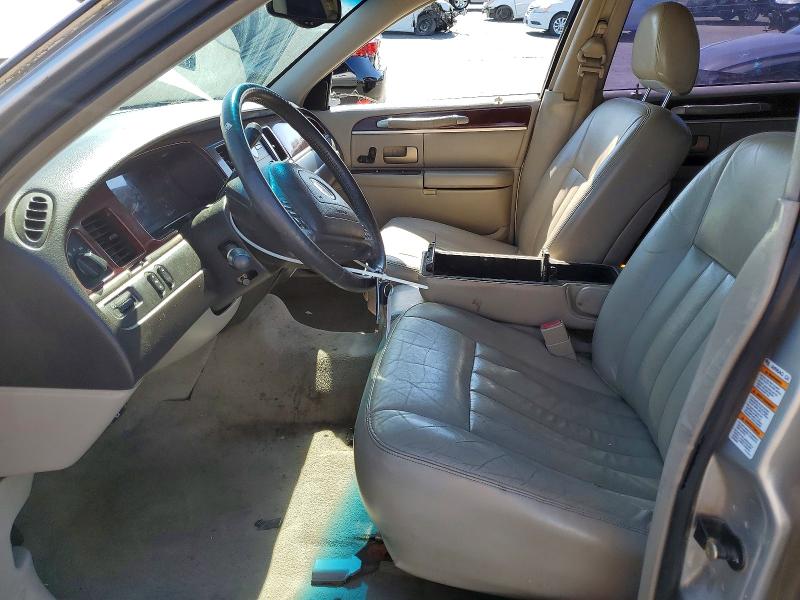 Продажа на аукционе авто 2003 Lincoln Town Car, vin: 1LNHM81W13Y655536, номер лота: 54695716