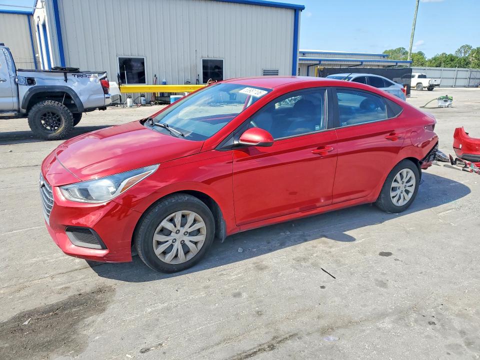 2020 Hyundai Accent მანქანა იყიდება აუქციონზე, vin: 3KPC24A6XLE122295, აუქციონის ნომერი: 53981106