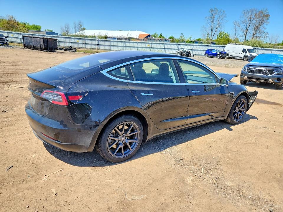 Продажа на аукционе авто 2018 Tesla Model 3, vin: 5YJ3E1EA8JF037693, номер лота: 52383156