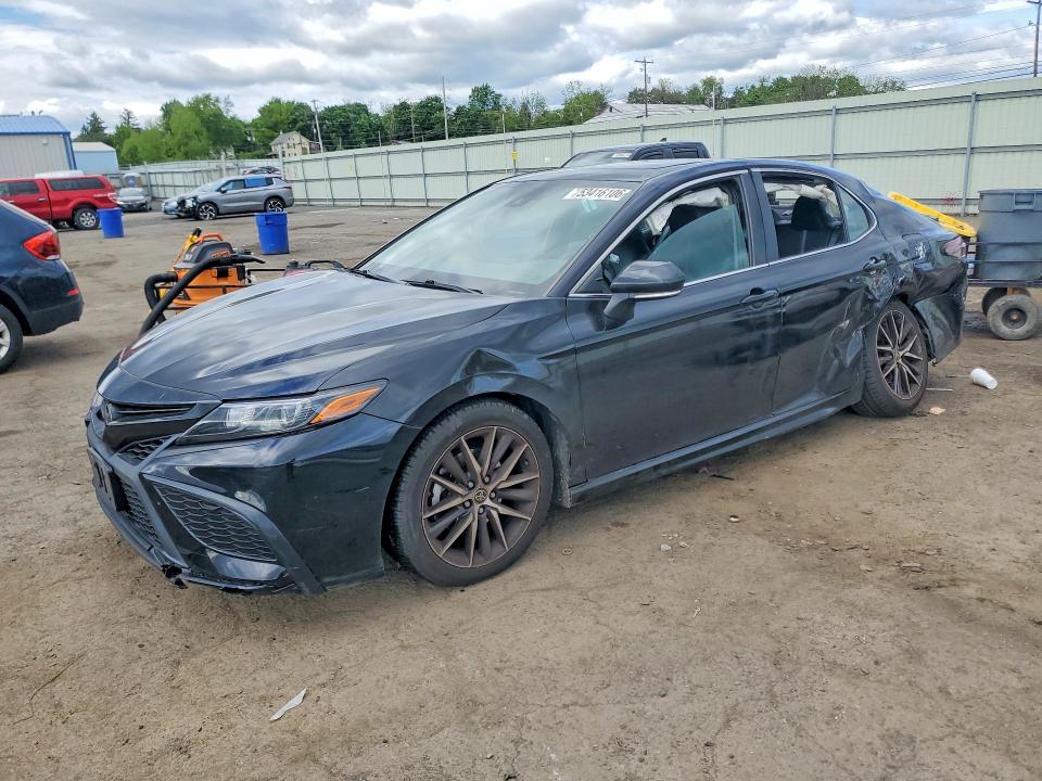 2022 Toyota Camry მანქანა იყიდება აუქციონზე, vin: 4T1T11BK2NU070738, აუქციონის ნომერი: 53416106