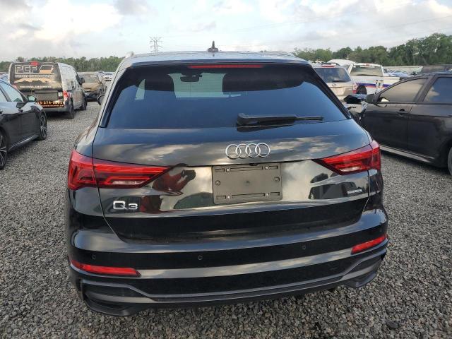 52690186 :رقم المزاد ، WA1DECF35M1121283 vin ، 2021 Audi Q3 مزاد بيع