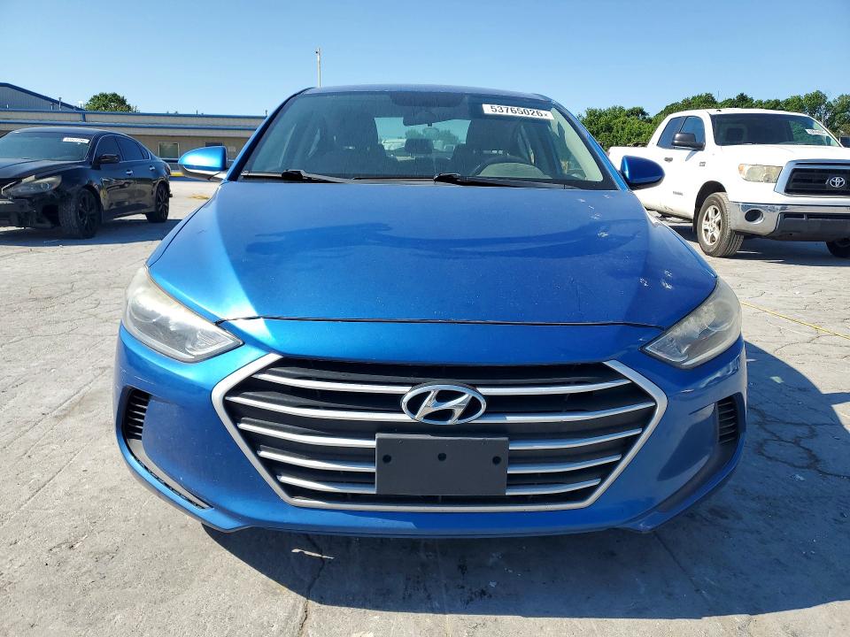 2017 Hyundai Elantra მანქანა იყიდება აუქციონზე, vin: 5NPD74LFXHH198900, აუქციონის ნომერი: 53765026