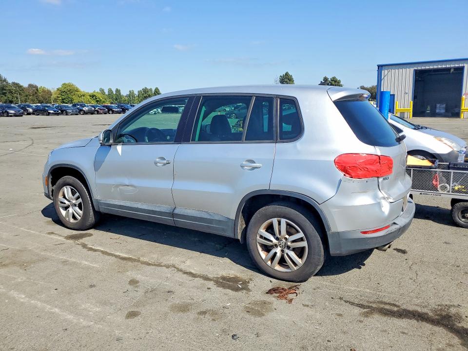 Aukcja sprzedaży 2012 Volkswagen Tiguan, vin: WVGAV7AX2CW568628, numer aukcji: 52711256